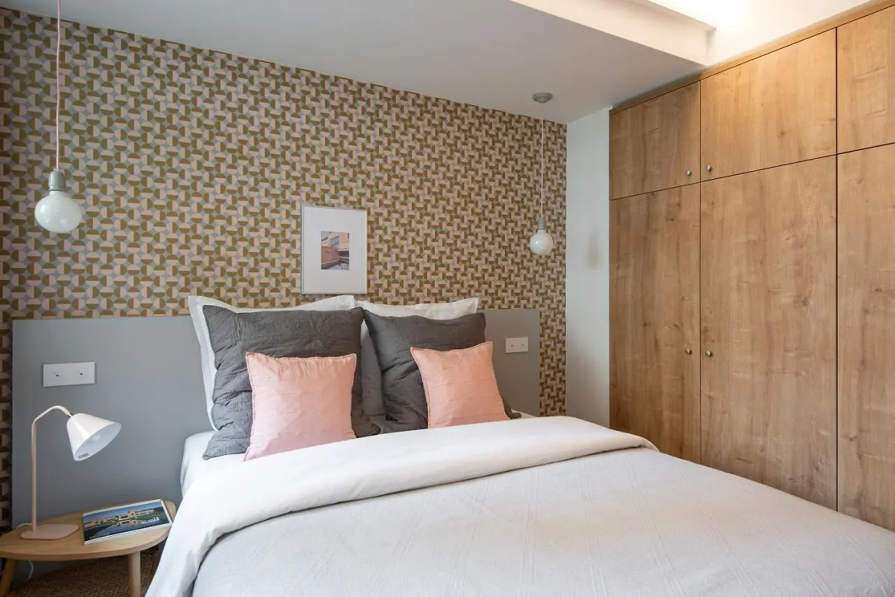 New - Villa Urbaine Au Coeur De Paris - 6 Pers Apartment