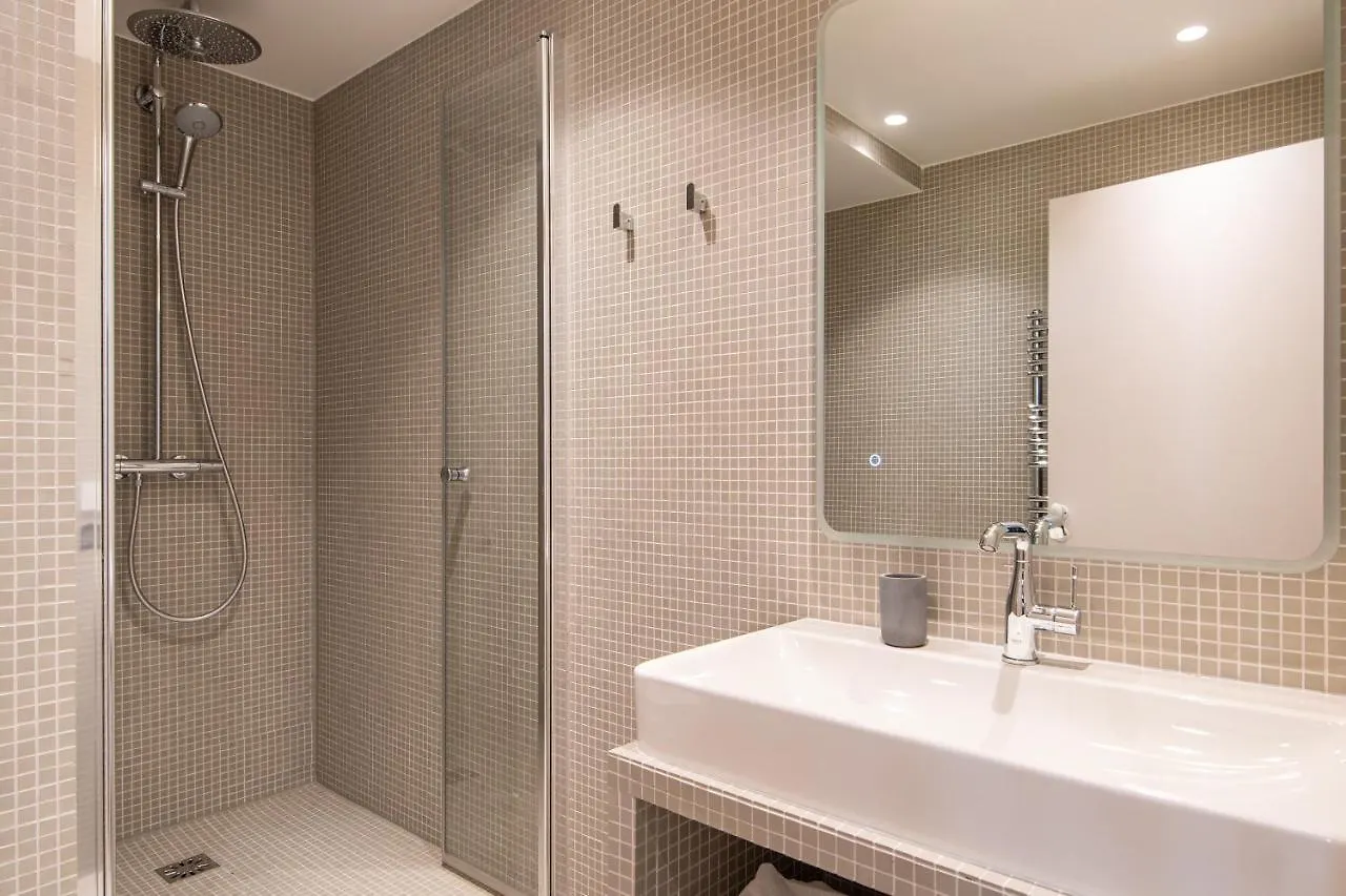 New - Villa Urbaine Au Coeur De Paris - 6 Pers